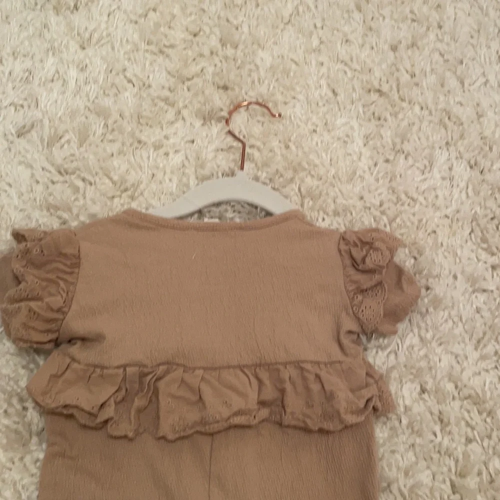Boho Chic Jessica Simpson Coco Brown Eyelet Romper! Worn one time!